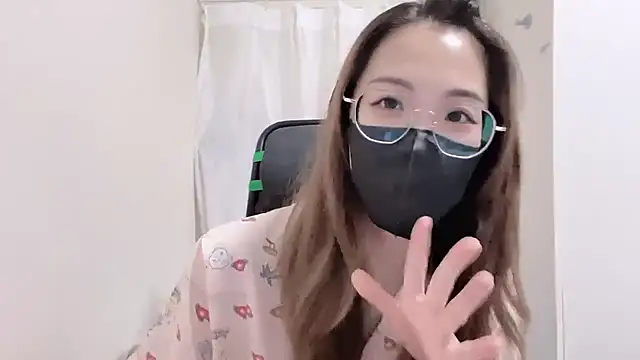 Snapshot of Chu1314 chatting on October 17, 3:36 pm Chu1314 online show from October 17, 3:36 pm