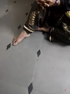 laxmitelugu78 online show from January 24, 8:32 pm