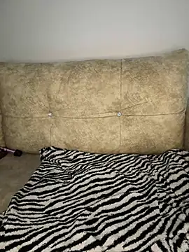 Snapshot of lovesgirl0 chatting on February 13, 10:02 am lovesgirl0 online show from February 13, 10:02 am