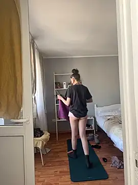 Snapshot of bunnythetailor chatting on February 6, 10:26 am bunnythetailor online show from February 6, 10:26 am