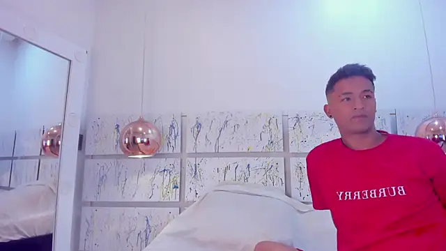 Nikki and Mayk online show from November 5, 2:55 am