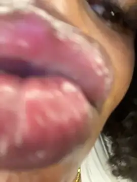 Boneca25 online show from November 12, 6:14 am