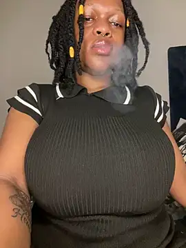 Boneca25 online show from January 7, 2:19 pm