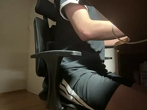 Phil 6677 online show from December 1, 1:05 pm