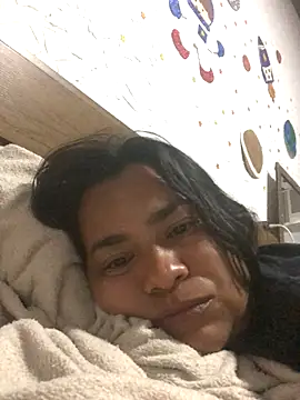 Snapshot of indiazinha69_ chatting on December 3, 11:14 pm indiazinha69 online show from December 3, 11:14 pm