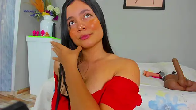 Snapshot of evaa_greey chatting on November 21, 8:07 pm evaa greey online show from November 21, 8:07 pm