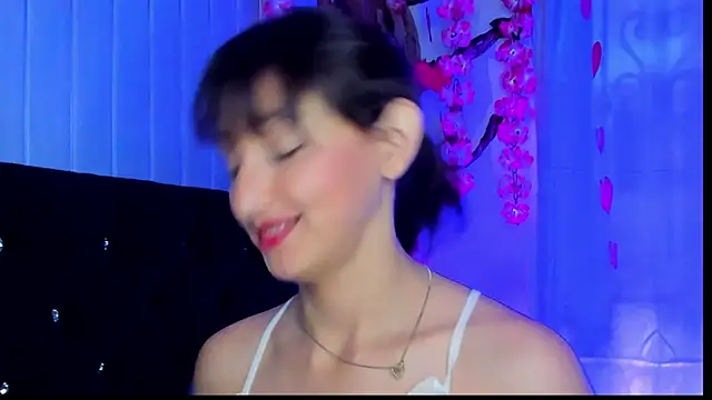 vicky  skinny 1 online show from February 18, 3:10 pm