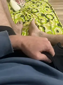 Snapshot of excementt chatting on February 9, 1:22 am excementt online show from February 9, 1:22 am