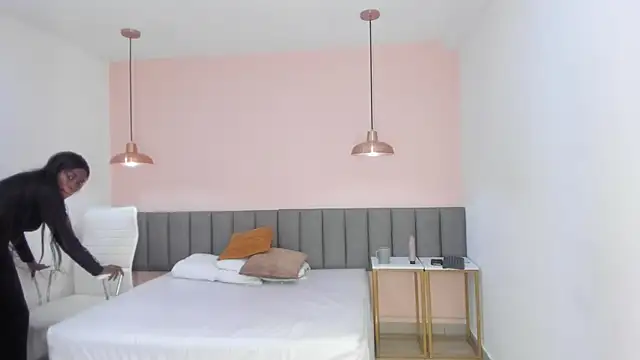 Snapshot of Dakkota_Fox chatting on February 20, 2:29 am Dakkota Fox online show from February 20, 2:29 am