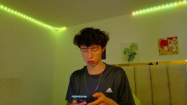 Juanmres online show from June 9, 5:46 pm