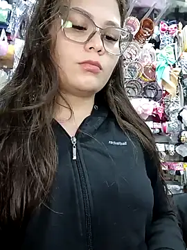 Vale Saenzz online show from September 15, 11:38 pm