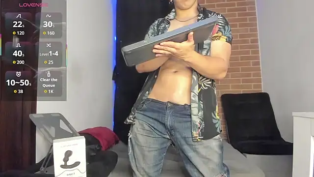 DavidX X21 Strip online show from February 20, 8:16 am