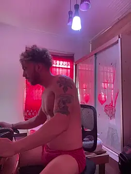 Snapshot of Silencio296 chatting on February 13, 1:48 pm Silencio296 online show from February 13, 1:48 pm