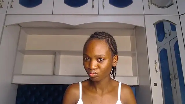 Snapshot of YoungDiva69 chatting on March 1, 2:15 am YoungDiva69 online show from March 1, 2:15 am