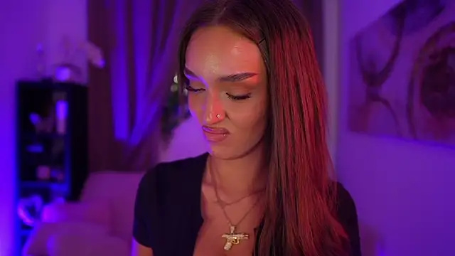 Snapshot of Clara_Nia chatting on September 21, 6:53 pm Clara Nia online show from September 21, 6:53 pm