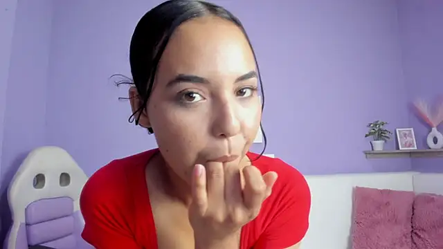 Snapshot of Rossi_Mariana chatting on February 8, 4:14 pm Rossi Mariana online show from February 8, 4:14 pm