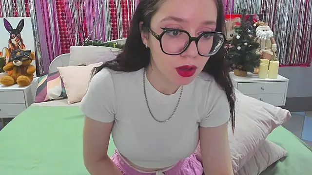 Alikka Shykitty online show from February 1, 9:00 am