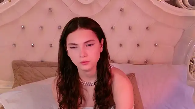 Snapshot of GIGI_DAV chatting on November 4, 8:52 pm GIGI DAV online show from November 4, 8:52 pm