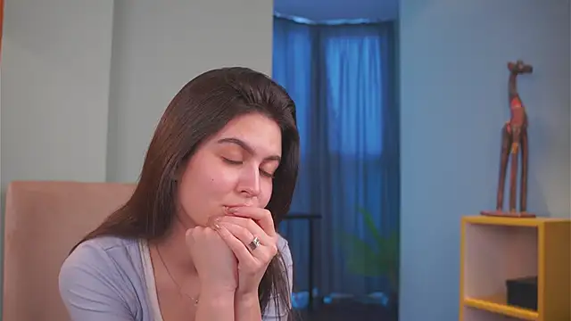 Snapshot of KennaVorn chatting on January 28, 10:02 am KennaVorn online show from January 28, 10:02 am