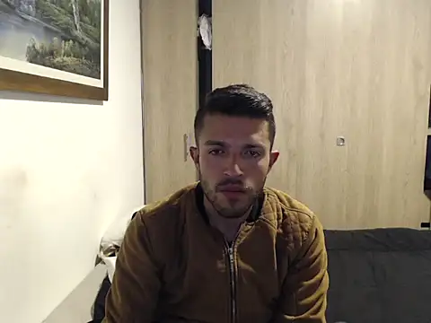 Snapshot of nickzeus98 chatting on July 5, 1:34 am nickzeus98 online show from July 5, 1:34 am