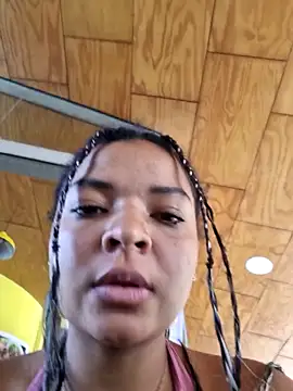 SamanthaMilann online show from April 1, 6:49 pm