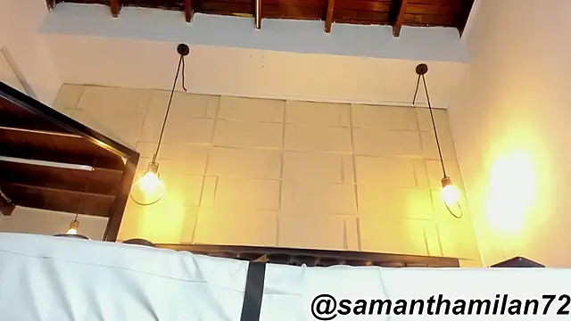 Snapshot of SamanthaMilann chatting on May 24, 12:59 am SamanthaMilann online show from May 24, 12:59 am