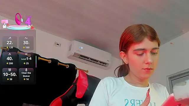 Nicol TransGirl online show from February 23, 4:54 am