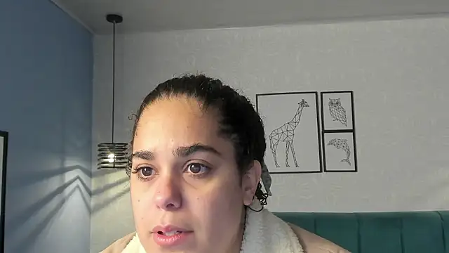 ninna curly online show from February 18, 3:24 am