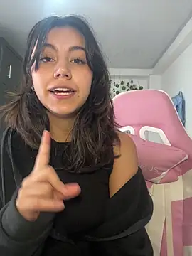 Snapshot of LiLy_kIndly chatting on October 12, 6:51 pm LiLy kIndly online show from October 12, 6:51 pm