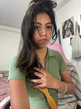 Snapshot of LiLy_kIndly chatting on March 22, 7:39 pm LiLy kIndly online show from March 22, 7:39 pm