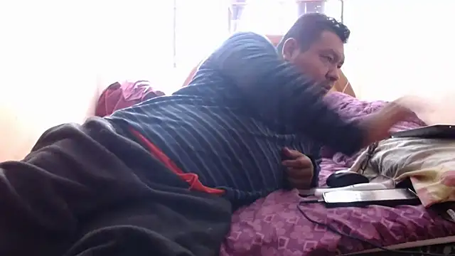 Snapshot of nakedlima chatting on November 26, 3:13 pm nakedlima online show from November 26, 3:13 pm