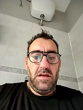 Snapshot of Hardasanut chatting on October 15, 8:58 am Hardasanut online show from October 15, 8:58 am