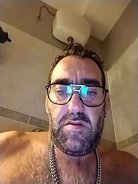 Snapshot of Hardasanut chatting on October 17, 6:43 pm Hardasanut online show from October 17, 6:43 pm