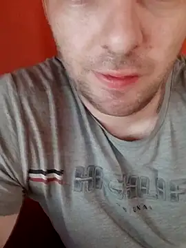 Milankure111 online show from March 6, 7:36 am