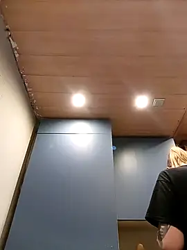 Snapshot of Astrid-Gilbert chatting on February 15, 4:34 pm Astrid-Gilbert online show from February 15, 4:34 pm