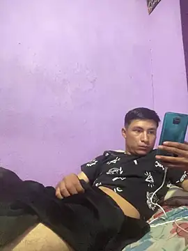 EduardoEspinoza12 online show from March 6, 5:35 am