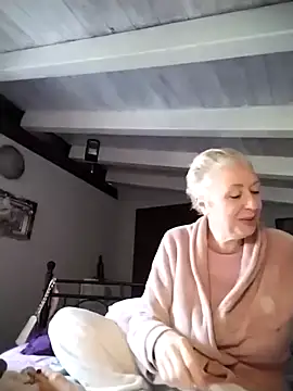 divinaerotica online show from February 25, 3:21 pm