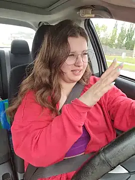 MrsJess online show from June 4, 5:19 pm