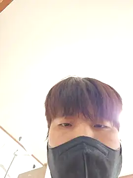 Snapshot of Tyyyggjju chatting on October 26, 5:02 am Tyyyggjju online show from October 26, 5:02 am