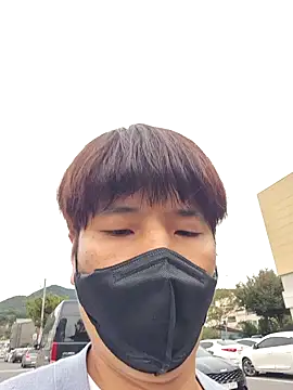 Snapshot of Tyyyggjju chatting on October 30, 7:32 am Tyyyggjju online show from October 30, 7:32 am