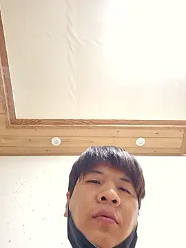 Snapshot of Tyyyggjju chatting on October 31, 11:44 am Tyyyggjju online show from October 31, 11:44 am