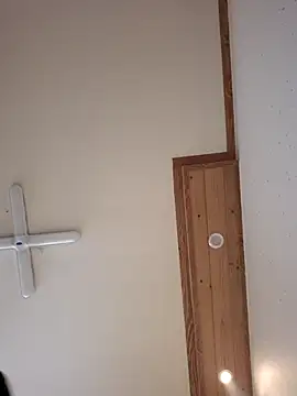 Snapshot of Tyyyggjju chatting on November 27, 8:16 am Tyyyggjju online show from November 27, 8:16 am