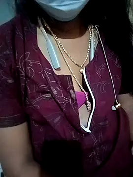 Snapshot of Tamil_roja17 chatting on February 23, 10:06 am Tamil roja17 online show from February 23, 10:06 am