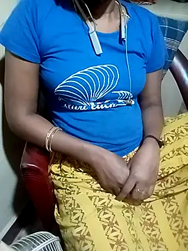 Snapshot of Tamil_roja17 chatting on March 10, 5:50 pm Tamil roja17 online show from March 10, 5:50 pm