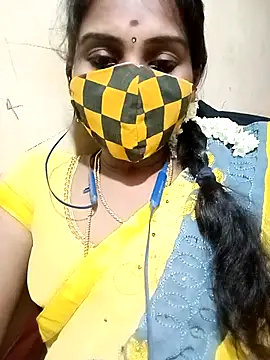 Snapshot of Tamil_roja17 chatting on March 14, 6:18 pm Tamil roja17 online show from March 14, 6:18 pm