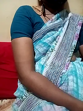 Snapshot of Tamil_roja17 chatting on September 11, 6:52 pm Tamil roja17 online show from September 11, 6:52 pm