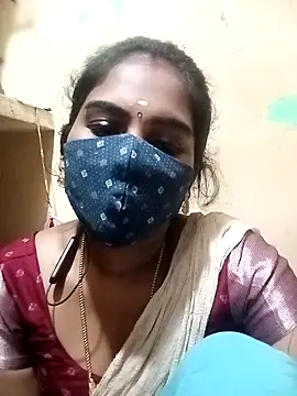 Snapshot of Tamil_roja17 chatting on September 12, 7:03 pm Tamil roja17 online show from September 12, 7:03 pm