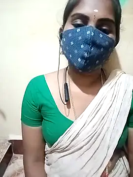 Snapshot of Tamil_roja17 chatting on September 18, 7:16 pm Tamil roja17 online show from September 18, 7:16 pm