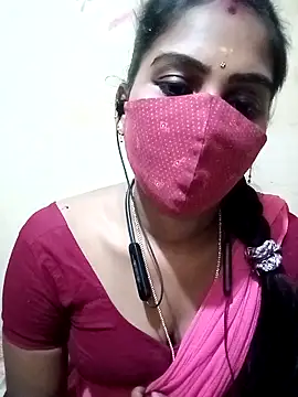 Snapshot of Tamil_roja17 chatting on October 18, 6:52 pm Tamil roja17 online show from October 18, 6:52 pm