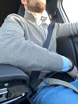 bullyboyy online show from March 18, 4:37 pm